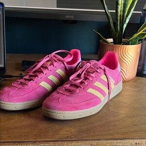 Adidas Spezial Sneakers